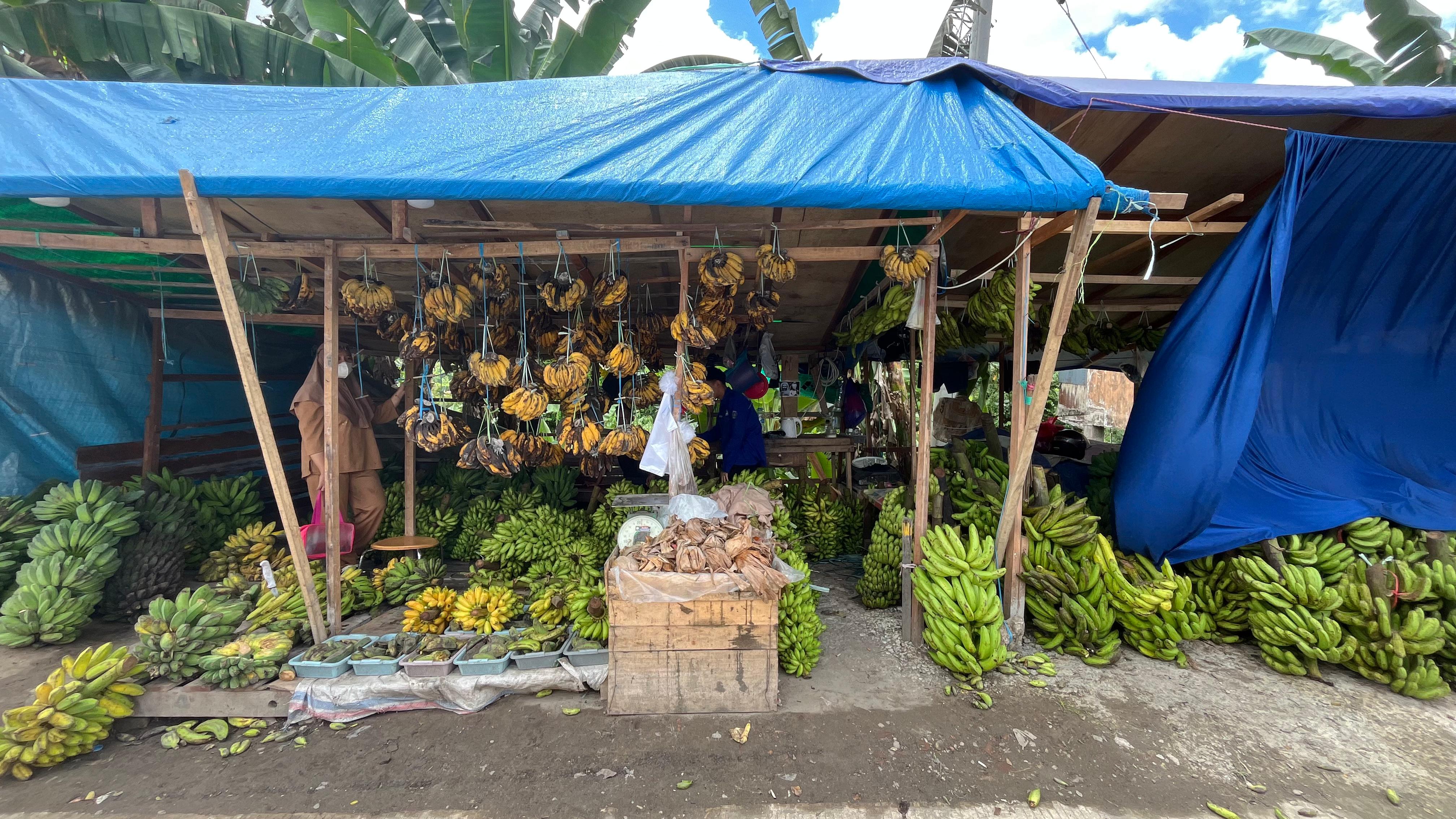 Lapak pisang di Km 6 Balikpapan