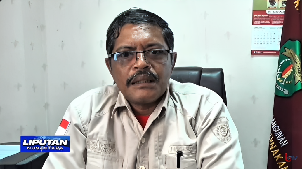 Kepala Dinas Pertanian PPU Andi Trasodiharto saat menjelaskan program peningkatan masa tanam tiga kali setahun di ruang kerjanya, Senin (6 Oktober 2025).