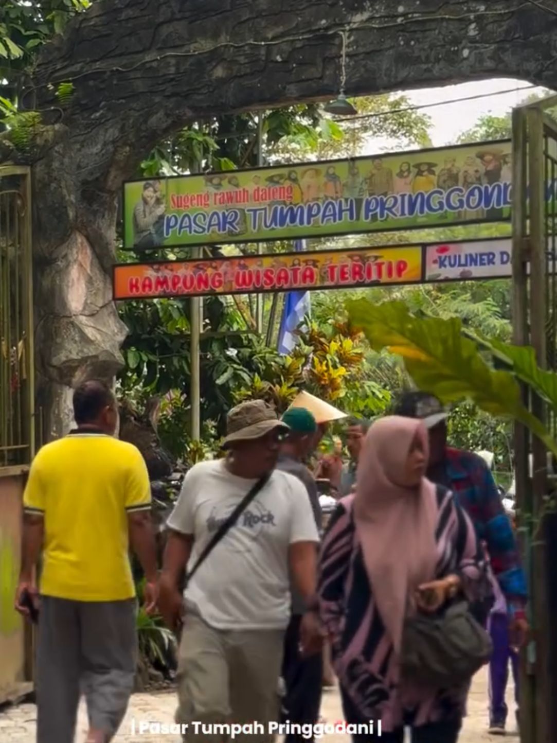 Suasana Pasar Tumpah Pringgondani Balikpapan Timur