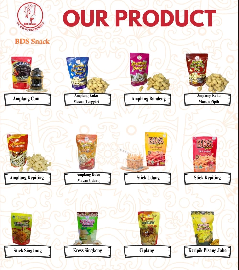 Produk Sentra Industri Kecil Teritip (SIKT) Balikpapan, sedang memproduksi amplang khas Balikpapan yang gurih dan renyah &mdash; simbol semangat UMKM lokal.