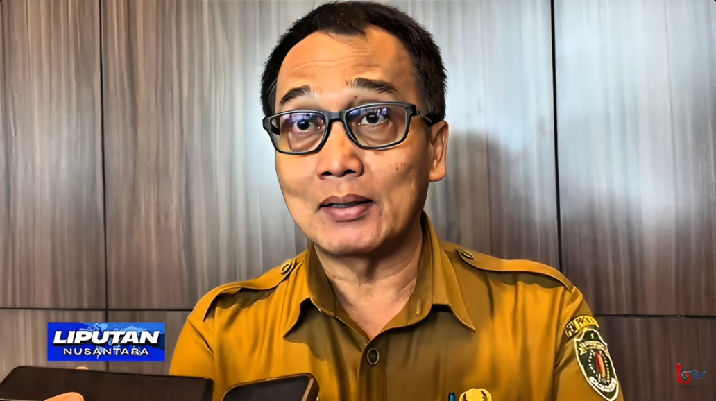 Asisten II Bidang Perekonomian dan Administrasi Pembangunan Setdaprov Kaltim, Ujang Rahmad, menjelaskan potensi energi baru terbarukan yang dimiliki Kaltim, Rabu (15 Oktober 2025).