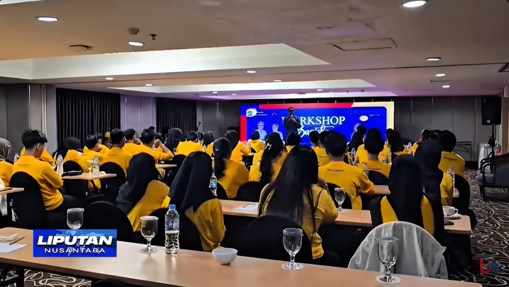 Peserta mengikuti pelatihan public speaking di Hotel Blue Sky Balikpapan, Kamis (9 Oktober 2025).