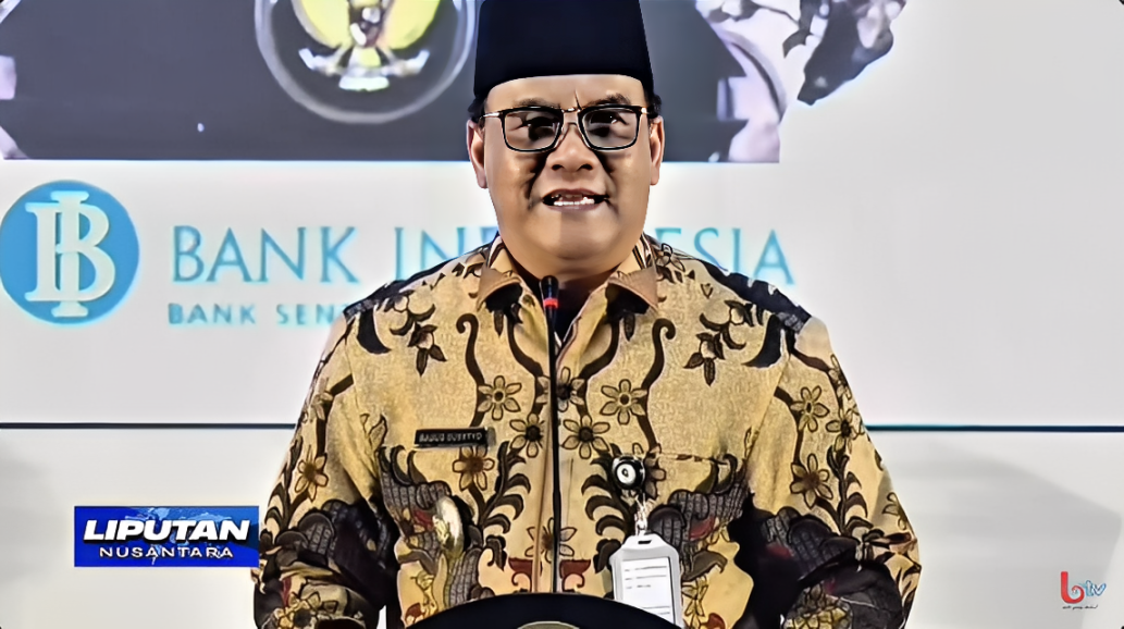 Wakil Wali Kota Balikpapan, Bagus Susetyo, menjelaskan tujuan Festival GTK 2025 di Gedung Kesenian Balikpapan, Kamis (9 Oktober 2025).