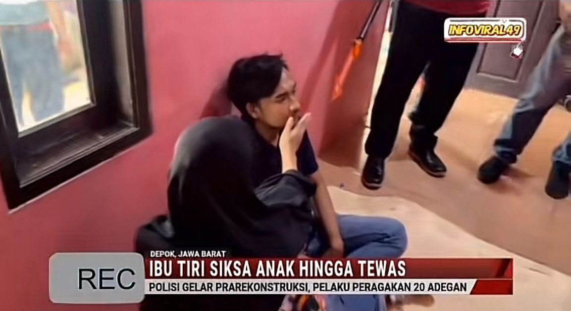 Pra-rekonstruksi kasus ibu tiri Bojonggede &ndash; suasana tegang dan emosional di lokasi kejadian, warga serukan keadilan.