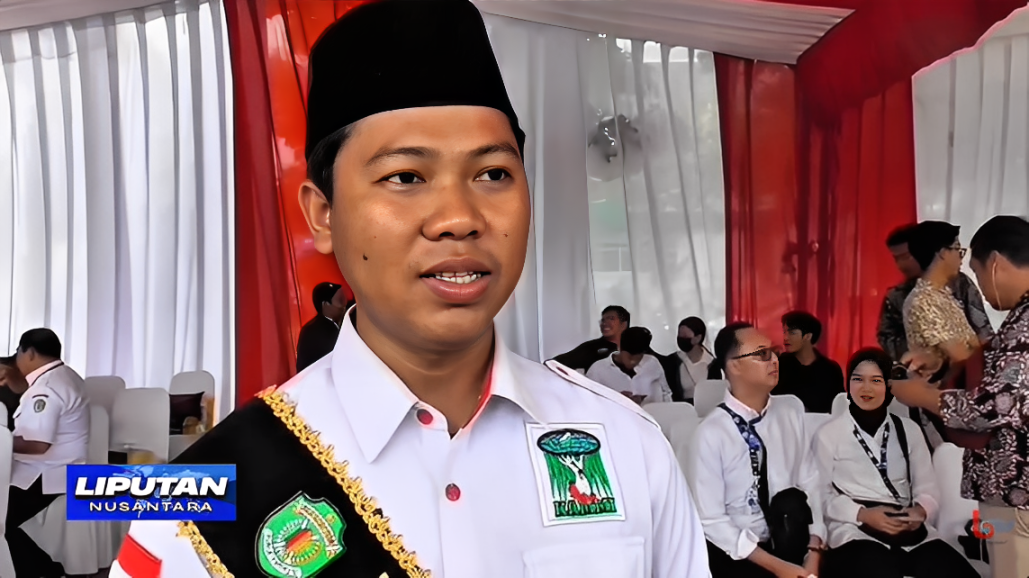 Dedi Nur saat diwawancarai usai upacara Hari Sumpah Pemuda di Gelora Kadrie Oening Sempaja, Samarinda, Selasa (28 Oktober 2025).