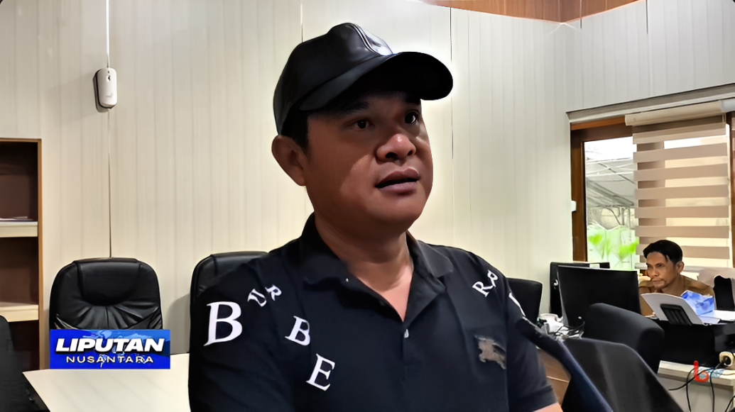 Sekretaris Komisi II DPRD Balikpapan, Taufik Qul Rahman, menjelaskan kondisi Pedagang Kaki Lima (PKL) di Pasar Pandansari, Kelurahan Margasari, Balikpapan Barat, Senin (20 Oktober 2025).