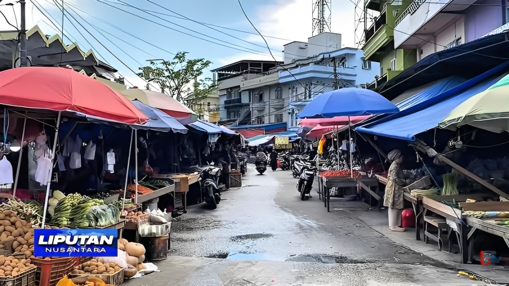 Lapak Pedagang Kaki Lima (PKL) berjajar di sepanjang Pasar Pandansari, Kelurahan Margasari, Balikpapan Barat, Senin (20 Oktober 2025).