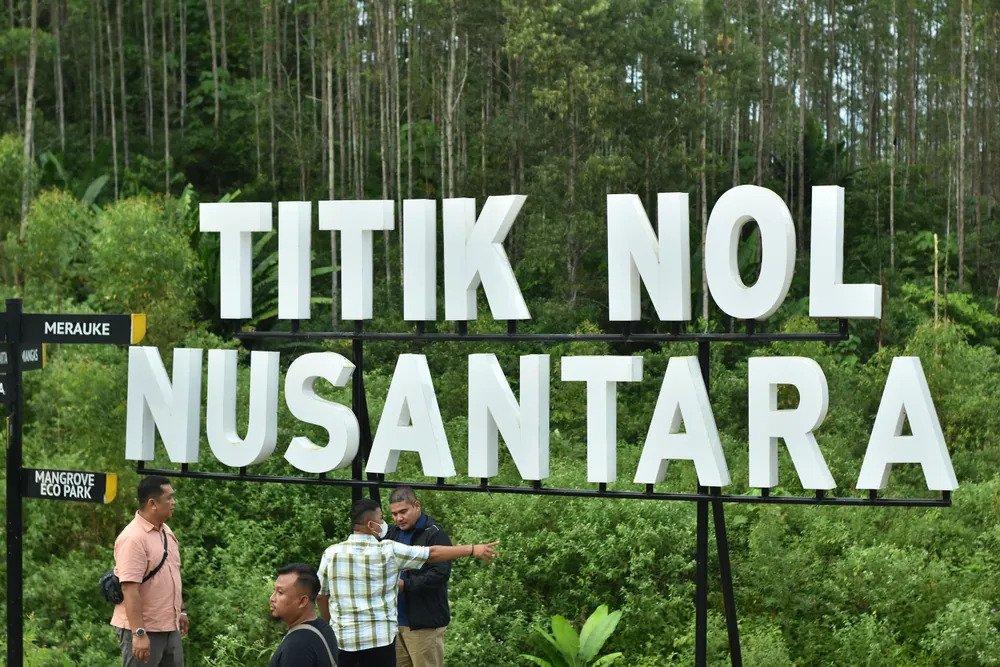 Pemandangan pantai dan mangrove di Penajam &mdash; visualisasi roadmap pariwisata baru yang menggoda mata dan peluang usaha.