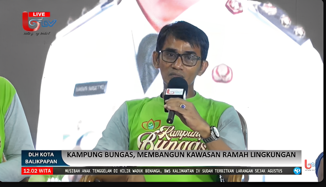 Suwanto menyampaikan kegiatan yang dilakukan di Kampung Bungas dalam Talkshow Ngopi di BSCC Dome, Balikpapan, Selasa (4 November 2025).