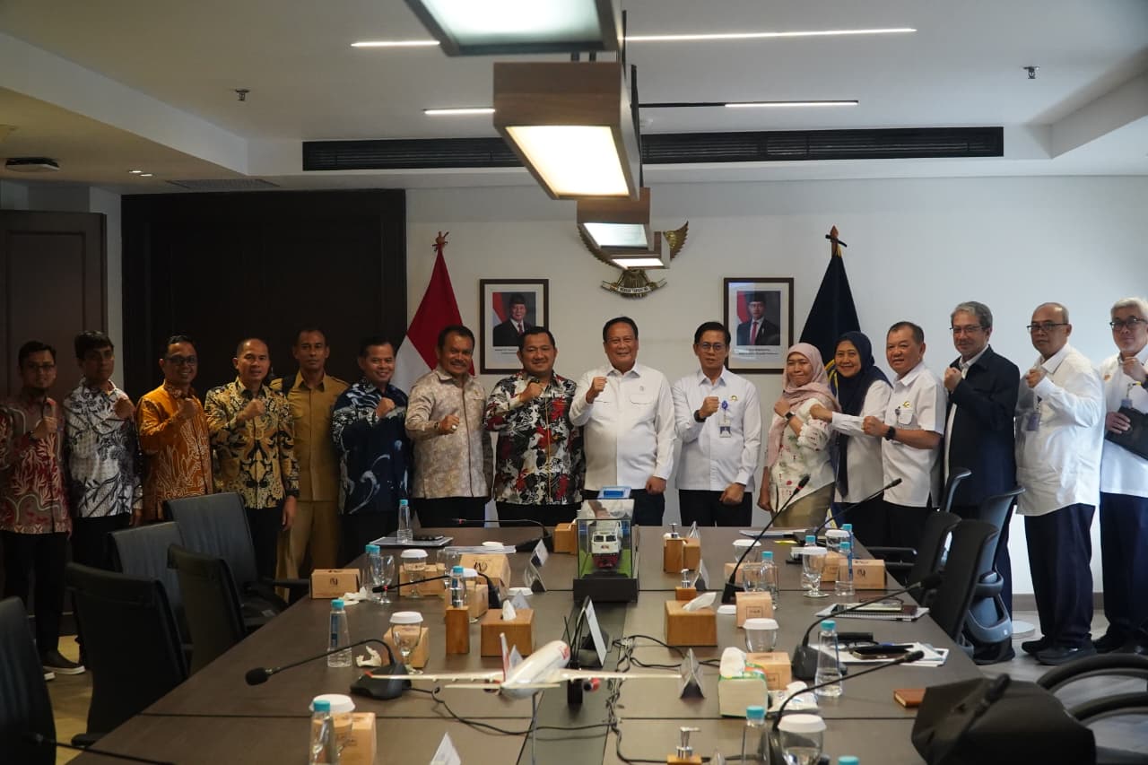 audiensi dengan Wakil Menteri Perhubungan, Suntana, di Jakarta, Selasa (4/11/2025).