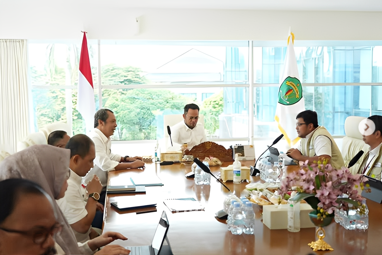 Suasana audiensi jajaran BP3KP Kalimantan II Kementerian PKP bersama Pemprov Kaltim di Kantor Gubernur Kaltim, Rabu (5 November 2025).