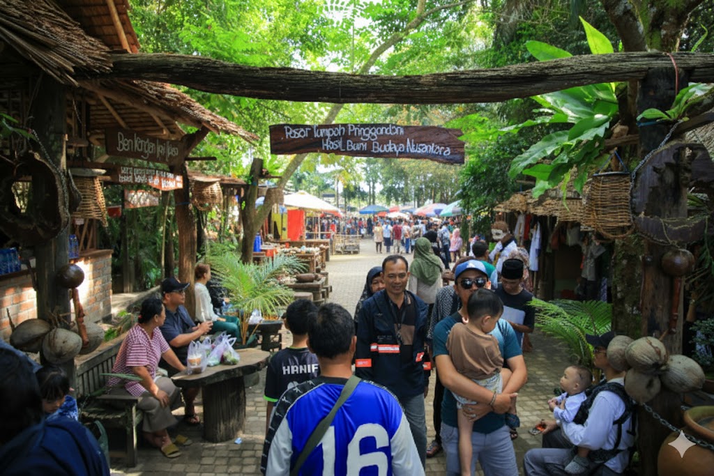 Suasana Pasar Tumpah Pringgondani Balikpapan Timur &mdash; pengunjung bertransaksi pakai uang kayu di tengah nuansa desa alami.
