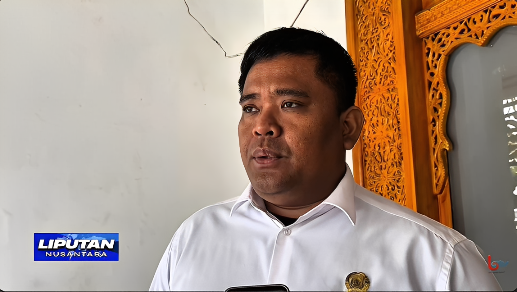Ketua Komisi II DPRD Balikpapan, Fauzi Adi Firmansyah, saat diwawancarai wartawan mengenai tujuan sidak bahan pokok jelang Nataru 2025, Jumat (14 November 2025).