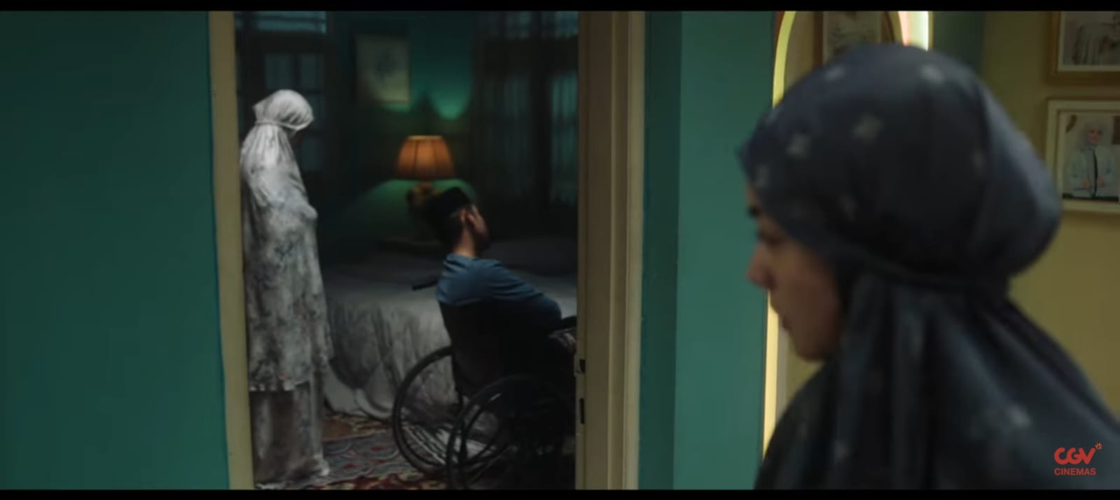 Cuplikan teaser film penuh konflik keluarga dan momen emosional intens yang menonjolkan ekspresi dramatis Revalina.