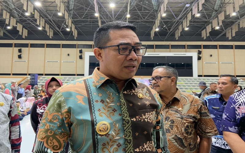 Wali Kota Andi Harun beri sambutan di Hari Antikorupsi 2025, Samarinda &mdash; visualisasi komitmen transparansi dan pemerintahan bersih.
