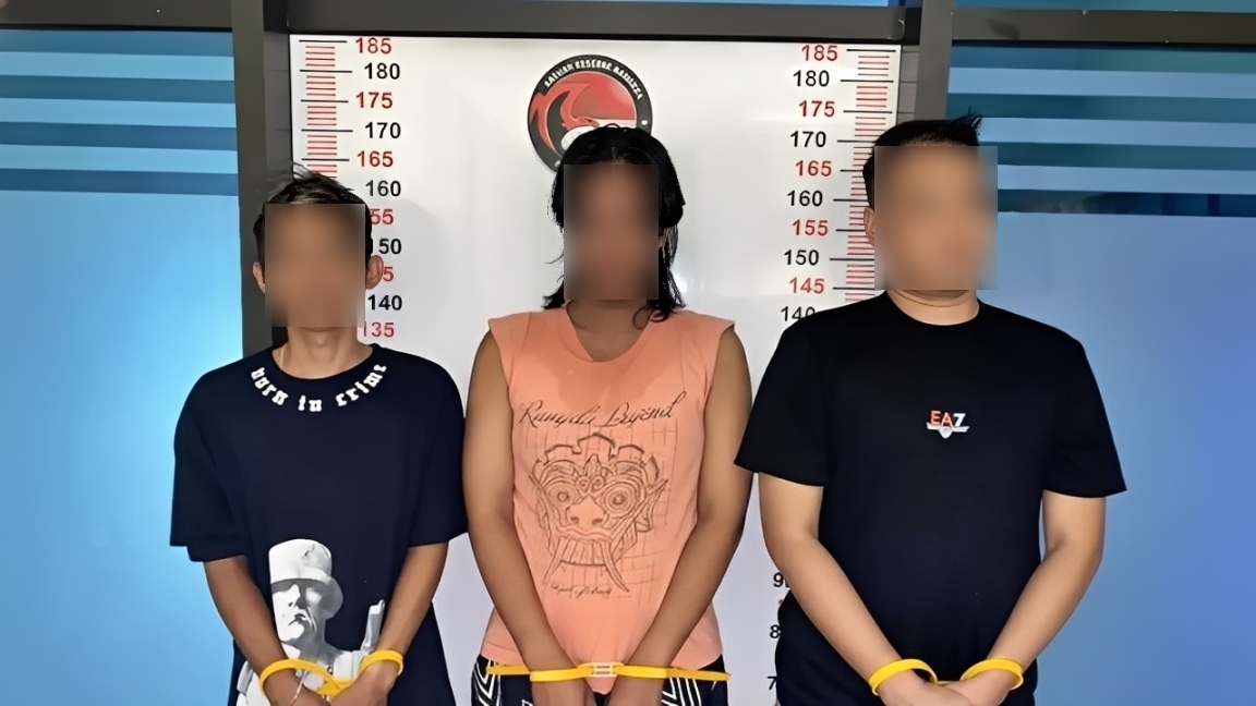 Tiga tersangka kasus narkoba yang diamankan Satresnarkoba Polresta Balikpapan, Rabu (26 November 2025).