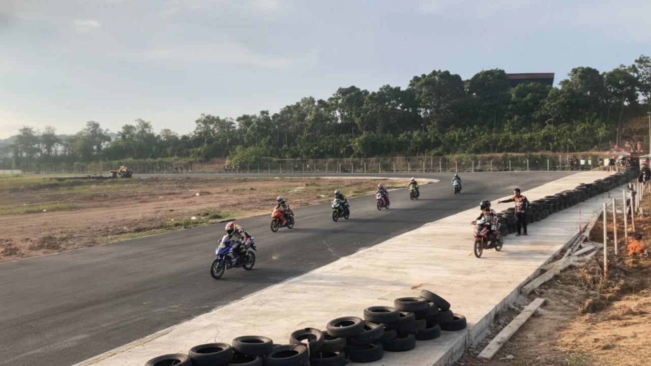 Sirkuit permanen