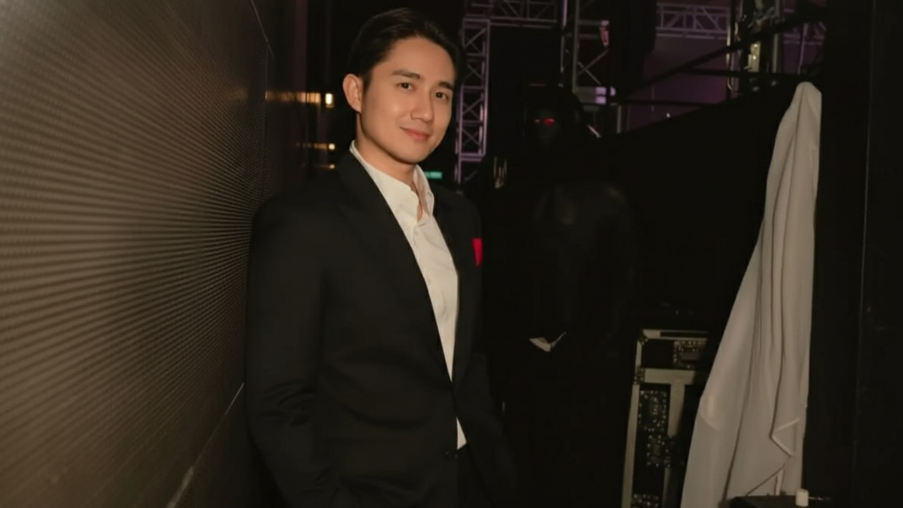 Foto Kenny Austin yang menarik perhatian publik karena hubungan dan peristiwa penting bersama Amanda Manopo sepanjang 2025.