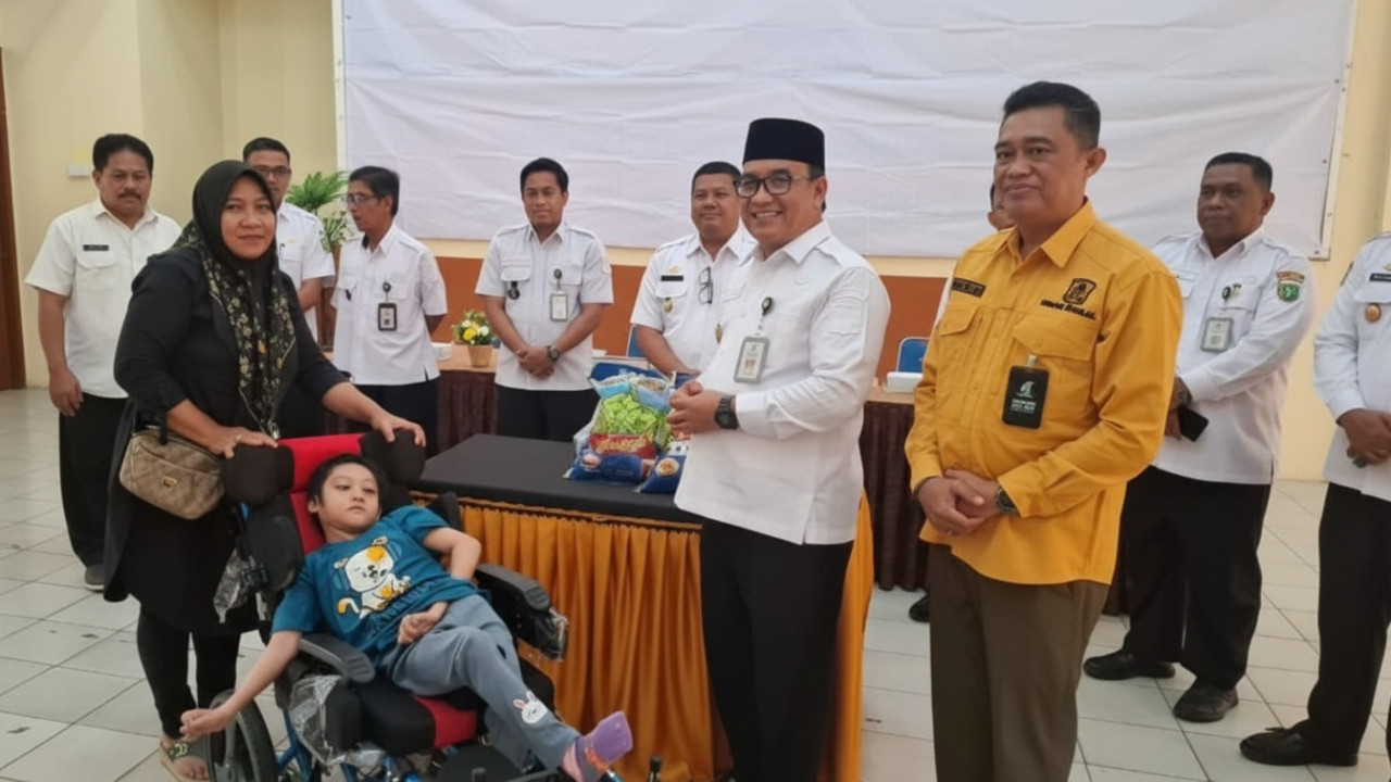 Bantuan Peralatan Kerja dan Sembako untuk Warga Rentan Balikpapan Kini Diperkuat Kolaborasi Pemerintah dan CSR