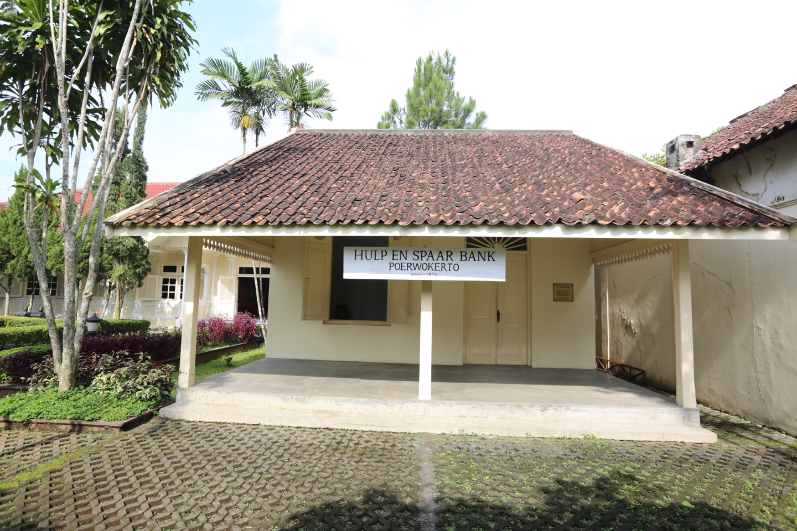 Dari Simpan Pinjam Pribumi hingga Holding Ultra Mikro, BRI Menegaskan DNA Kerakyatan