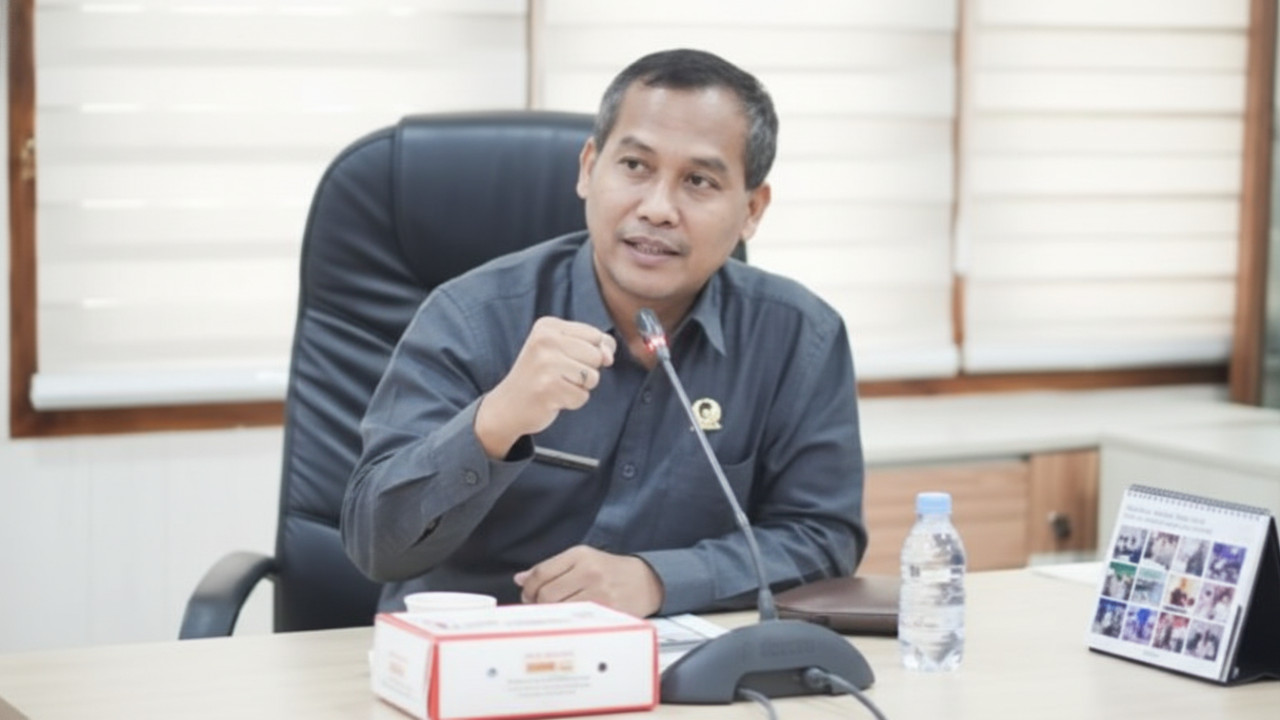 Suasana Balikpapan dengan aktivitas wartawan, menandai dibukanya pendaftaran bakal calon ketua PWI Kota Balikpapan.