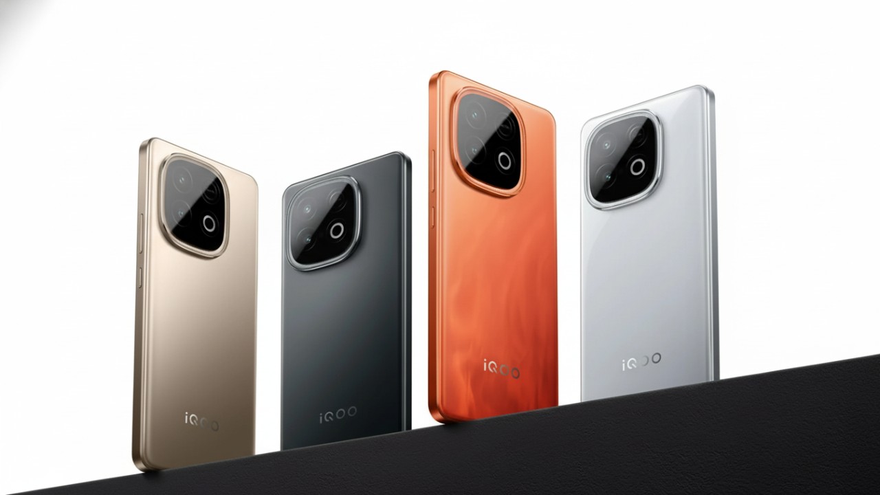 iQOO Z10 tampil modern dengan layar AMOLED halus dan baterai besar, siap menemani aktivitas harian pengguna aktif Cess!.