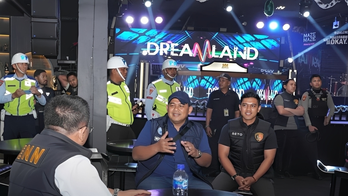 Tim BNN Kaltim melakukan razia di salah satu tempat hiburan malam di Balikpapan.