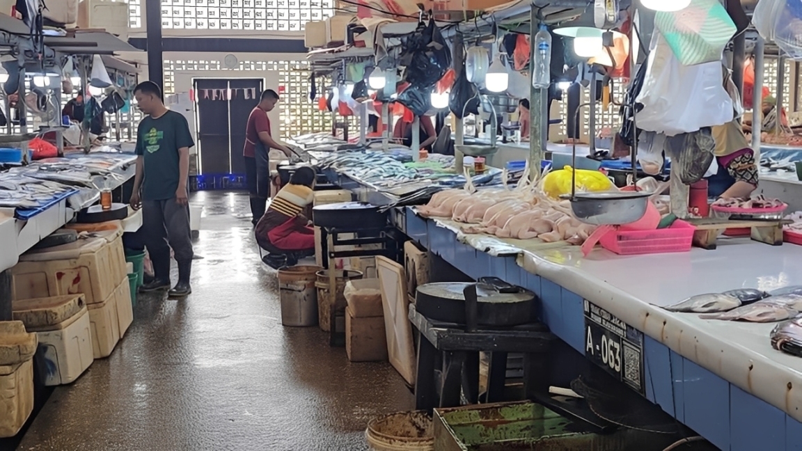 Suasana di Pasar Klandasan, Balikpapan.