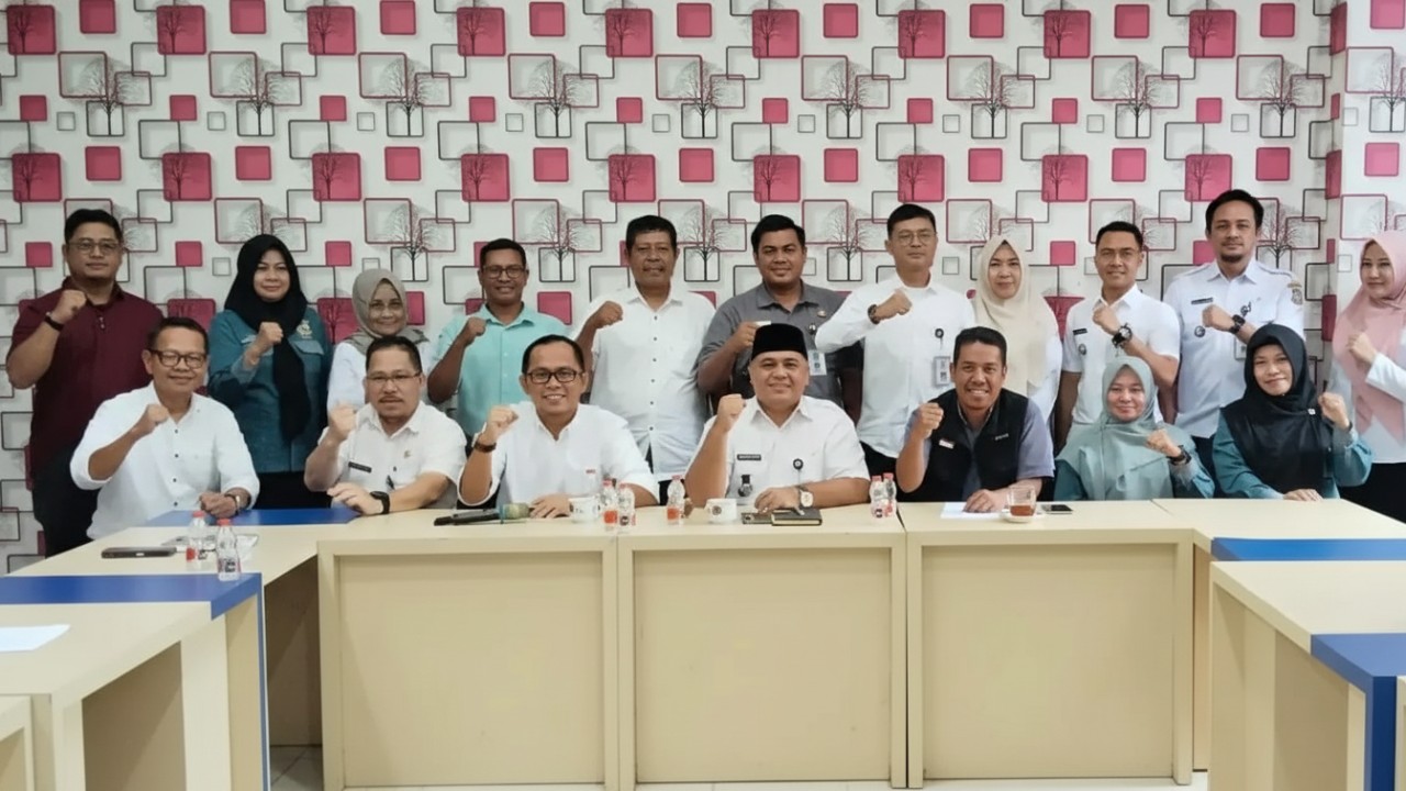 Persiapan Pesta Rakyat HUT ke-129 Kota Balikpapan di Kecamatan Balikpapan Selatan dengan konsep sederhana dan kolaboratif.