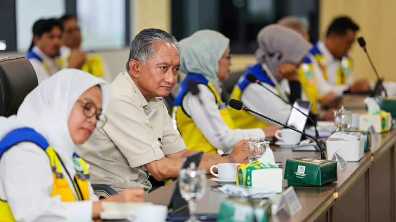 Otorita IKN dan Kementerian PU menggelar rapat koordinasi pembangunan IKN. pascakunjungan Presiden Prabowo