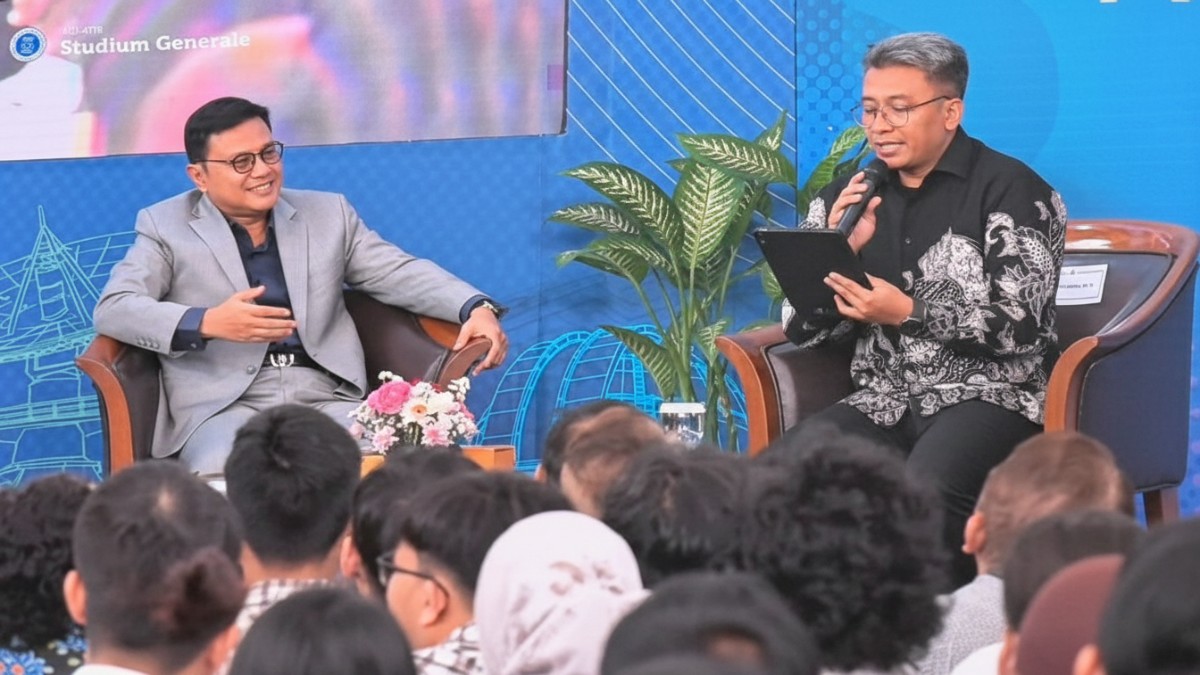 Wakil Direktur Utama (Wadirut) MIND ID sekaligus penulis Indonesia Naik Kelas, Dany Amrul Ichdan dalam Studium Generale dan Bedah Buku Indonesia Naik Kelas di Institut Teknologi Bandung (ITB)