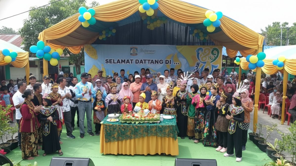 Kemeriahan HUT ke-129 Kota Balikpapan di Wisata Edukasi Kang Bejo dipadati warga Balikpapan Tengah yang antusias.