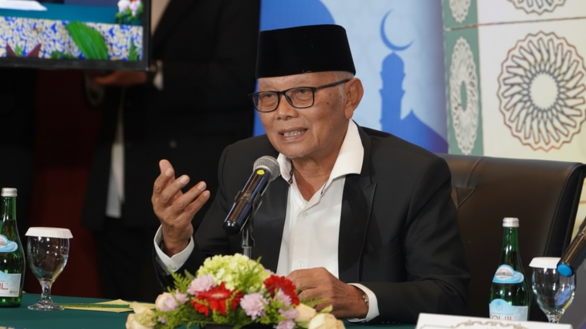 Ketua MUI KH. Anwar Iskandar saat konferensi pers Sidang Isbat Ramadan 1447 H, menegaskan perbedaan awal puasa adalah ranah ijtihad teknis.