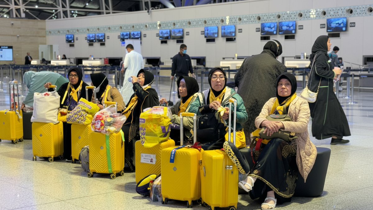 Jemaah umrah Indonesia bersiap pulang dari Arab Saudi setelah penjadwalan ulang penerbangan akibat dinamika geopolitik Timur Tengah.