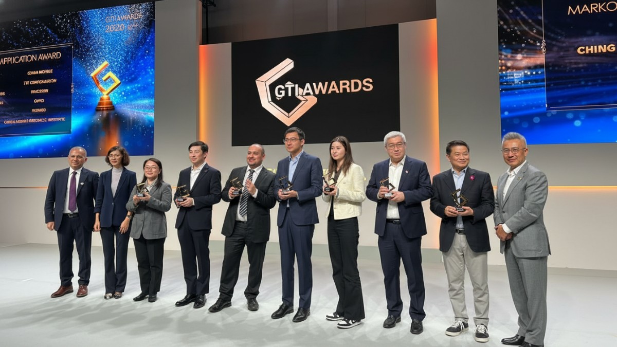 Momen pengumuman penghargaan GTI Awards 2026 di ajang teknologi dunia Mobile World Congress Barcelona