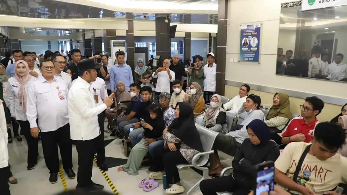 Suasana antrean pasien di RSKD Balikpapan pasca Lebaran yang terlihat padat dan penuh aktivitas layanan kesehatan