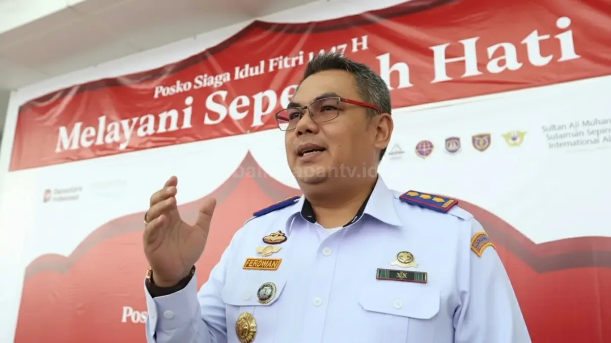 Kepala Otban Wilayah VII, Ferdinan Nurdin. Rute Berau Maratua dihentikan akibat okupansi rendah. Simak penyebab dan dampaknya bagi wisata Kaltim disini Cess!