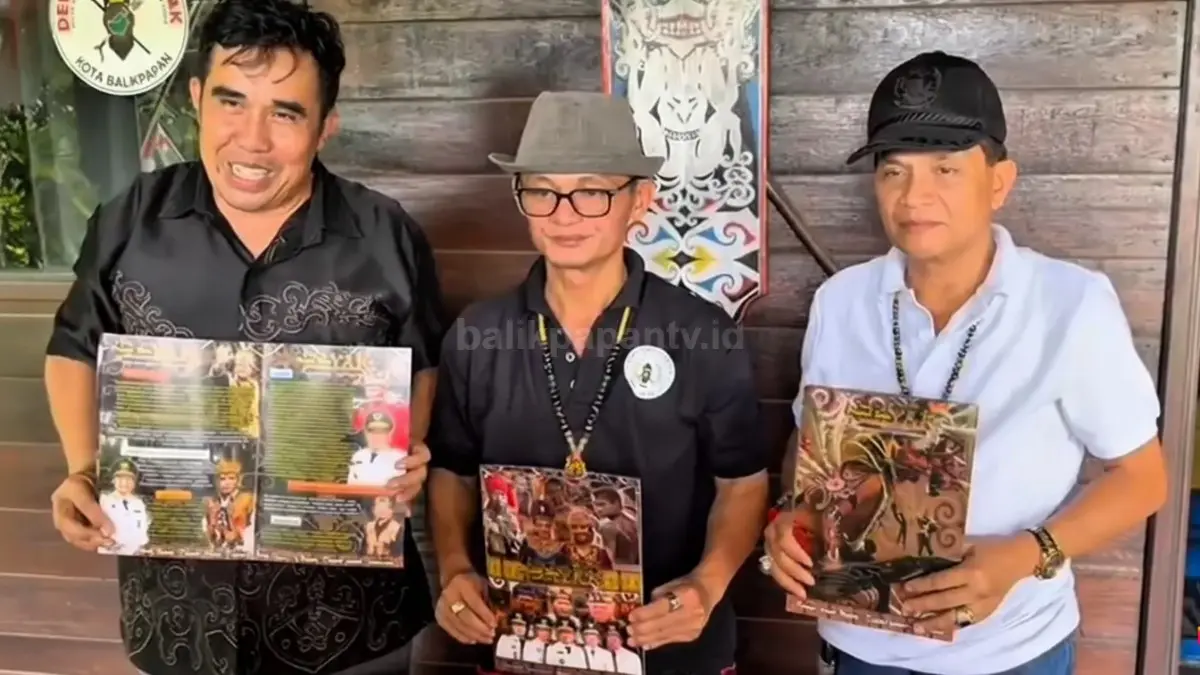 Tim produksi film Dayak Tengah saat diskusi konsep sejarah dan sinematik