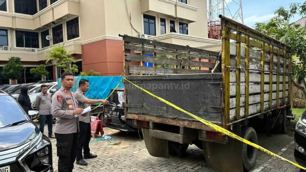 Kendaraan Sitaan Penyelewengan bahan bakar minyak (BBM) subsidi jenis solar dan pertalite