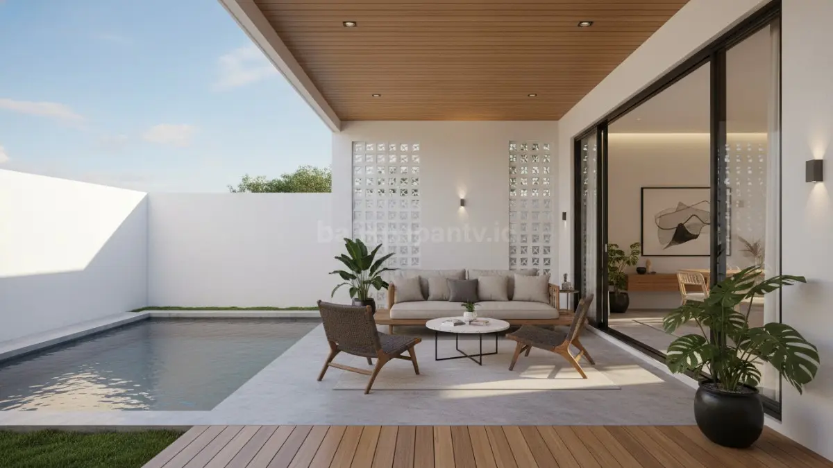 Teras rumah sebagai area santai dan transisi antara luar dan dalam