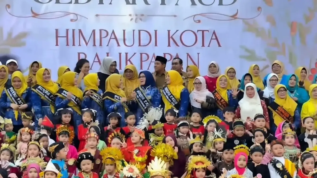 Suasana peringatan Hari Kartini di Balikpapan yang penuh semangat perempuan