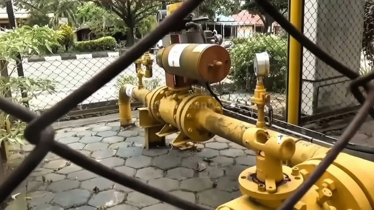 Aktivitas kawasan Buluminung PPU saat persiapan re-entry sumur gas untuk suplai energi Balikpapan