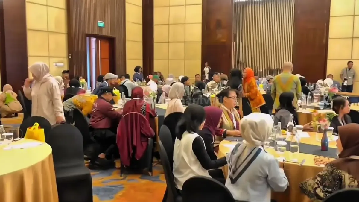 Suasana bandara Balikpapan ramai penumpang akibat lonjakan wisatawan