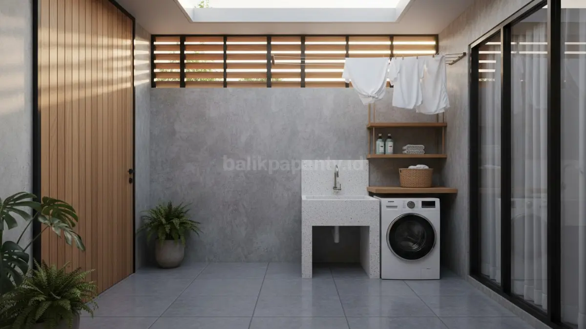 Area cuci di halaman belakang dengan ventilasi terbuka
