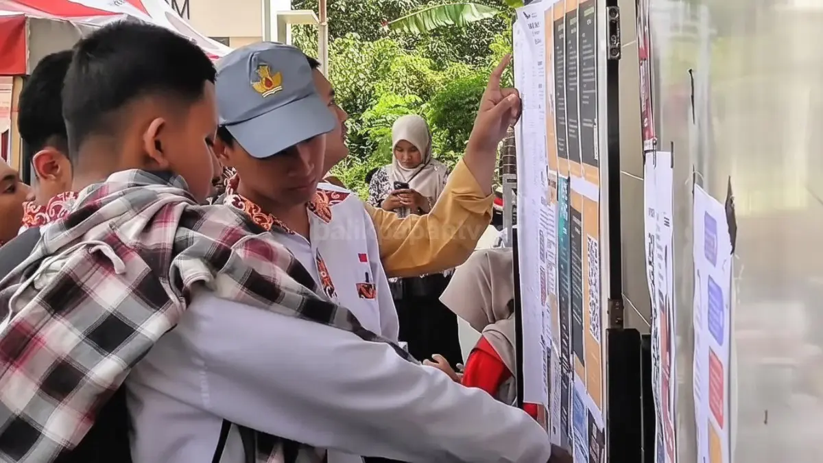 Suasana kawasan pendidikan di Balikpapan saat DPRD mengusulkan pembangunan tiga SMA baru demi pemerataan akses sekolah negeri.