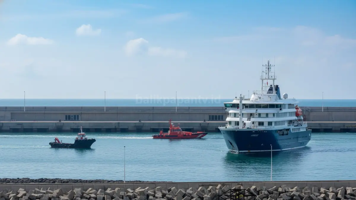 Evakuasi penumpang MV Hondius di Tenerife usai wabah hantavirus memicu respons kesehatan internasional