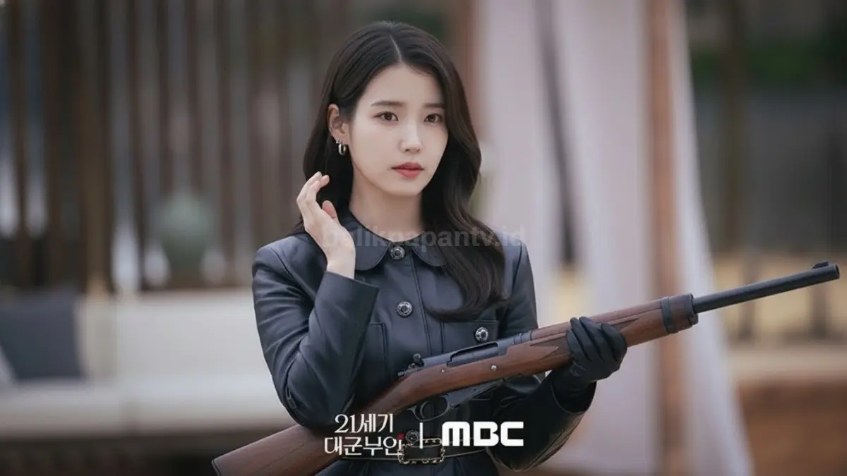 IU dalam drama Korea Perfect Crown.  (BTV/AI) 
