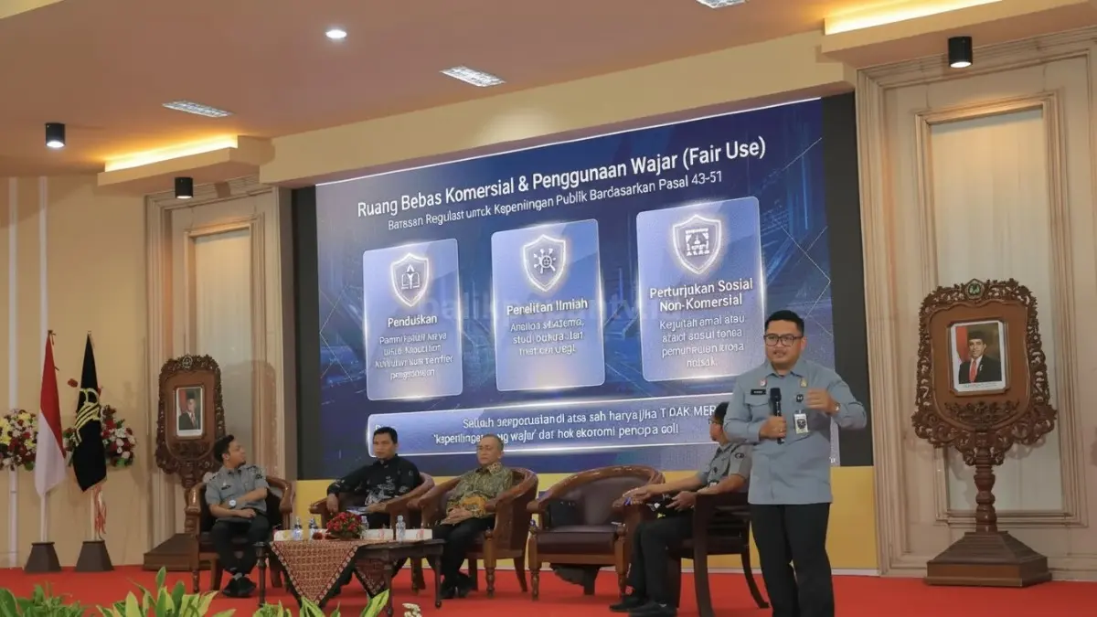Suasana sosialisasi hak cipta dan royalti musik di Universitas Dr. Soetomo Surabaya bersama pelaku usaha dan akademisi.