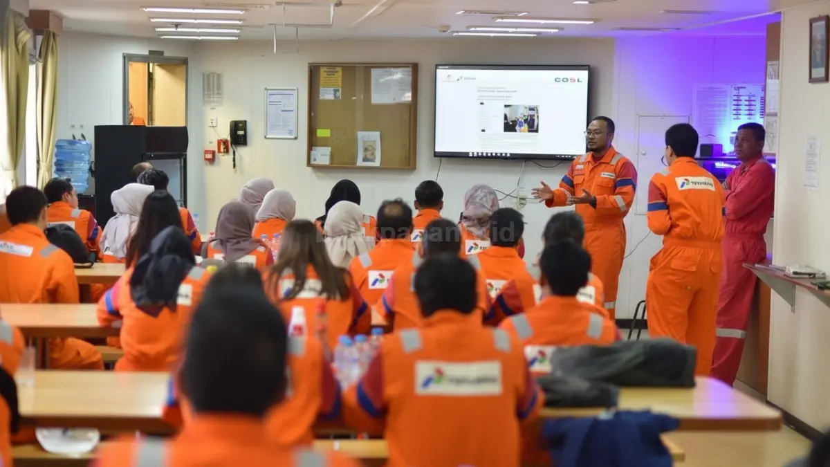 PHKT Ajak Jurnalis Kaltim Lihat Langsung Operasi Migas Offshore di Rig AE-1