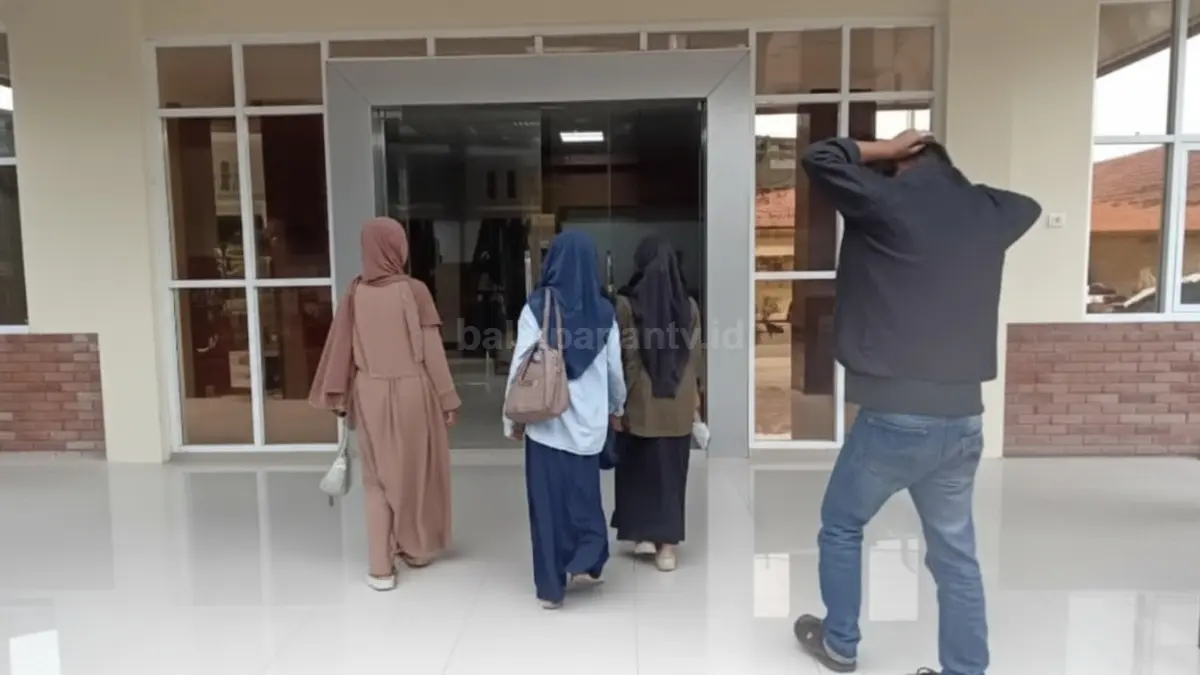 Polres Ngawi menangani kasus dugaan pencabulan yang menyeret pimpinan pondok pesantren di Widodaren.